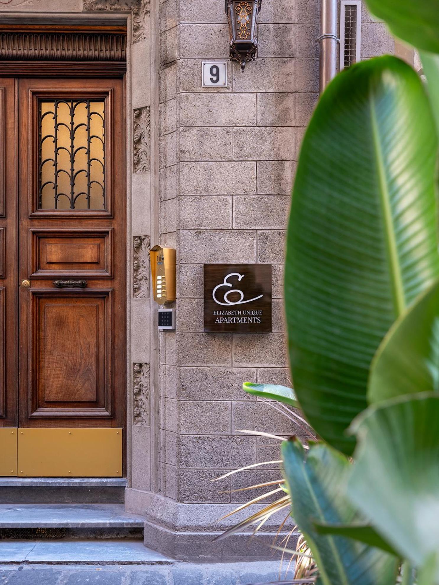 Elizabeth Unique Apartments - A Member Of Design Hotels Rome Exterior photo